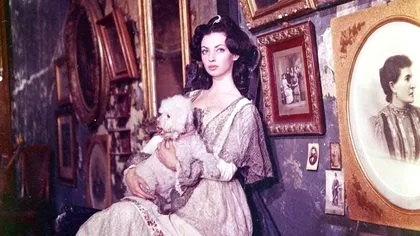 10 filme cu Julieta Szönyi pe care trebuie să le vezi. Rolurile care au consacrat-o pe superba actriță