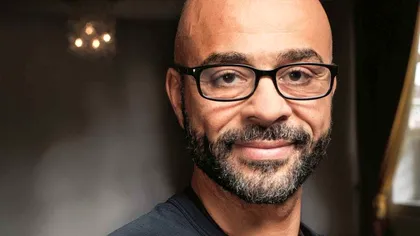 „Abia aștept să ne conducă AI-ul”: De ce un fost director Google vrea o lume guvernată de roboți