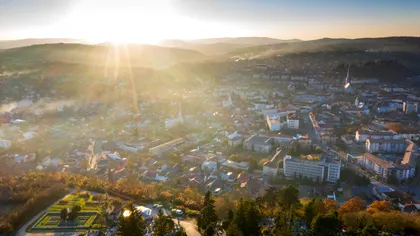 Orașul din România care a renăscut. A devenit un motor al economiei, iar investitorii vin pe bandă rulantă