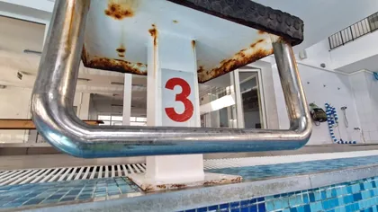 Dezastrul descoperit într-o școală din București. Bazinul de înot pentru elevi, într-o stare deplorabilă: „Apa nu mai fusese înlocuită de trei ani” FOTO