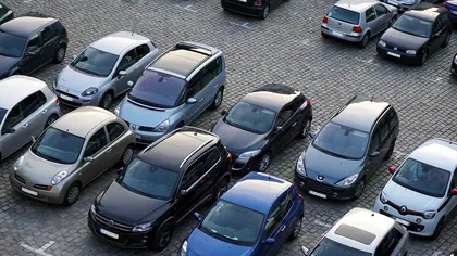 Ce este interzis să faci pe locul de parcare. Nici să schimbi uleiul nu e permis