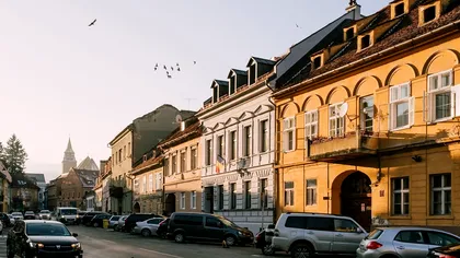 Investiție de poveste în inima Brașovului: hotel istoric complet renovat, gata de preluare