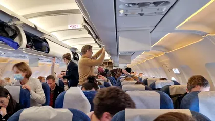Amenzi pentru cei care se ridică în picioare în avion, înainte de aterizarea completă. Regulă nouă şi pentru centura de siguranţă