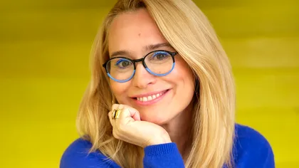 Andreea Esca, mesaj pentru români în ziua alegerilor prezidenţiale. ”Mor de supărare. Niciodată nu ne-am urât, jignit şi amenințat ca astăzi”