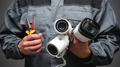 Camera de supraveghere de pe casa scării poate fi ilegală. Ce condiții trebuie să îndeplinească
