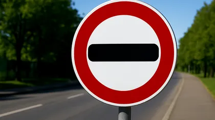 Ce înseamnă cercul roşu cu o dungă neagră pe orizontală, în trafic? Puţini şoferi ţin cont de el
