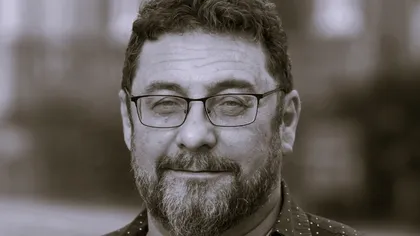 Jurnalistul și profesorul Alin Fumurescu a murit la 57 de ani. Mesaj emoționant transmis după decesul omului de presă