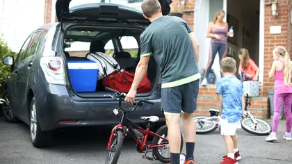 Ce este interzis să ai în portbagaj? Şoferii îşi pot pierde permisul imediat