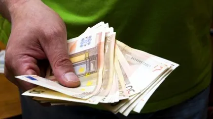 Dacă mori, cine plătește creditul ipotecar? Ce trebuie să semnezi ca apartamentul să se plătească singur și să le rămână copiilor fără datorii