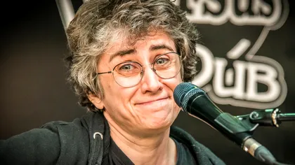 INTERVIU Ada Milea – „N-am decis nimic, pur și simplu s-a întâmplat”: Cum a început drumul spre „teatrul cântat”