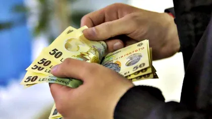 Firmele primesc bani pentru elevii și studenții angajați în vacanță! E simplu, dar ai grijă la condiții