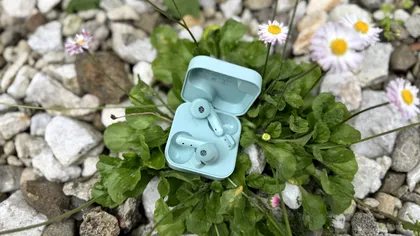 CMF Buds 2 by Nothing, probabil cea mai bună afacere în materie de căști complet wireless. Frumoase, de cursă lungă și cu autonomie de invidiat la 250 de lei