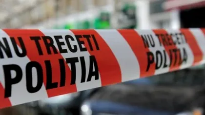 O fetiță de doi ani a murit după ce a căzut de la etajul 11 al unui bloc din București. Autoritățile au deschis o anchetă