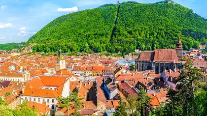 Oraşul din România sufocat de hoteluri. Locuitorii nu sunt deloc mulţumiţi de aglomeraţie