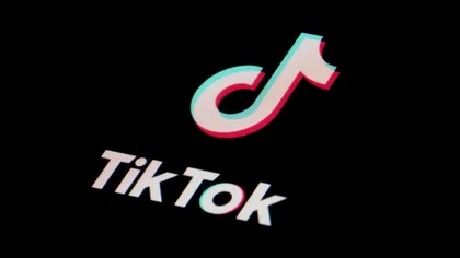 Un copil de 12 ani a murit după ce a încercat o provocare de pe TikTok. Părinții sunt devastați