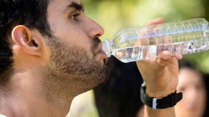 Unde se pot răcori bucureştenii în zilele caniculare? Primăria Capitalei a montat instalații speciale pentru a lua apă gratis