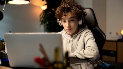 Tânărul de 17 ani care a schimbat regulile la Microsoft. Elevul de liceu a întins o mână de ajutor gigantul din Redmond prin publicarea unei vulnerabilități