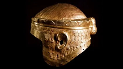 Descoperirea unei căști din aur veche de 4.600 de ani, poartă către trecut: Cât de importantă era eleganța regală în Mesopotamia