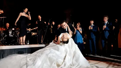 Fiica unei românce, nuntă luxoasă printre ruinele romane din Italia. Cati Vlad a avut trei rochii de mireasă create de Dolce&Gabbana. Foto