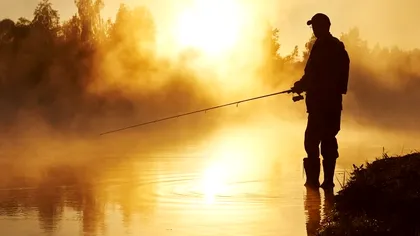 Diferența dintre undiță și lansetă. Ghid complet pentru românii pasionați de pescuit