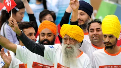 Cel mai vârstnic maratonist a murit la 114 ani lovit de o mașină. Fauja Singh, o poveste de viaţă cum rar auzi: nu a mers până la 5 ani şi nu avea certificat de naştere
