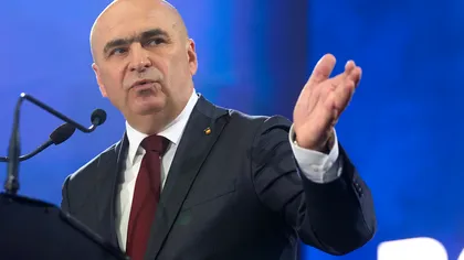 Ilie Bolojan şi partenera sa, surprinşi împreună la ceas de seară. Cei doi apar rar împreună, ce au ales să facă în weekend
