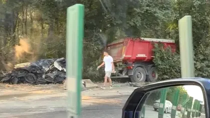Momentul în care are loc accidentul de pe Centura București. Șoferul autoturismului nu a avut nicio șansă. Basculanta a distrus parapetul și l-a zdrobit
