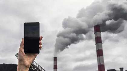 Adevărul toxic din spatele telefoanelor schimbate prea des