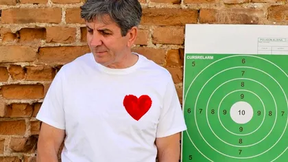 INTERVIU Costel Pătrășcan, caricaturistul care bagă „bățul în viesparul politic” - „Mediul creativ va avea cumplit de suferit in epoca AI”