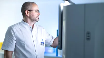 Premieră în România. MedLife aduce cea mai avansată tehnologie de secvențiere și pregătește un program amplu de testare genetică