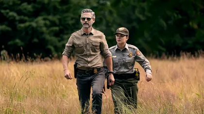 Drama care te prinde în ghearele naturii: Serialul Untamed, misterul psihologic care a cucerit Netflix