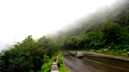 Vremea se strică din nou, în România. ANM a anunţat cod galben de ploi şi furtuni