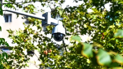 Bucureștenii, supravegheați când aruncă gunoiul. Punctele de colectare selectivă pe 6 fracții, monitorizate video de polițiști. Amenzi de 5000 de lei