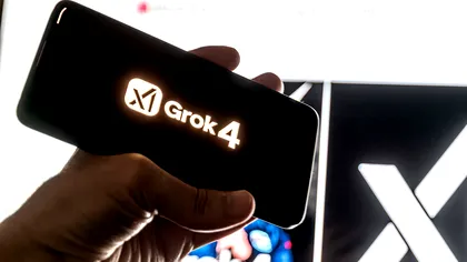 Inteligența artificială a lui Elon Musk, Grok 4, devine gratuită pentru toți utilizatorii, inclusiv cu chatboți „deochiați”