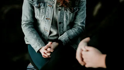 Generația nouă, la psiholog. Cu ce probleme se prezintă tinerii în fața specialistului:  „Mama și tata m-au traumatizat ” EXCLUSIV