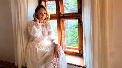 Andreea Marin, pe patul de spital. Problemele de sănătate au făcut-o să nu mai amâne intervenţia. Cum s-a fotografiat 