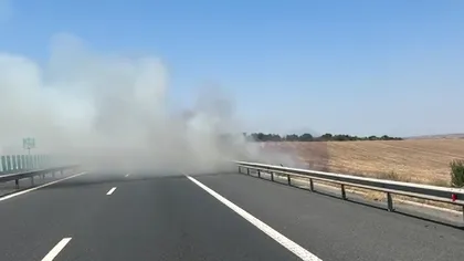 Autostrada Soarelui, blocată la km 169 din cauza unui incendiu de vegetaţie care reduce vizibilitatea. Trafic deviat