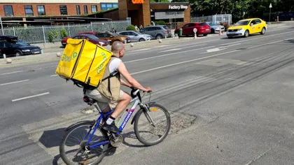 Imigrantul livrator de pizza cu salariul minim pe economie a ajuns să dețină aproape 300 de restaurante. Povestea aproape incredibilă