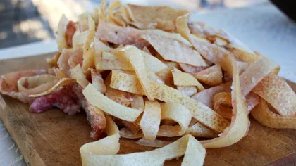 Cât a ajuns să coste șoriciul cu aproape o lună înainte de Crăciun. Prețurile au explodat în magazinele tradiționale