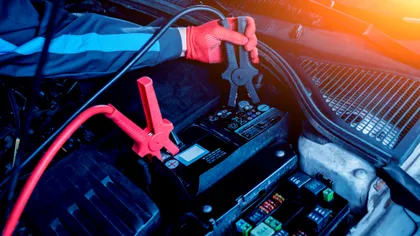 Bateria mașinii se descarcă peste noapte: identificarea consumatorilor ascunși