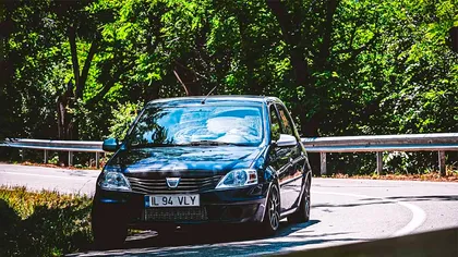 Dacia din 2025: cât de mult mai seamănă Loganul de azi cu primul model lansat în 2004