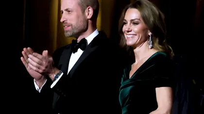 Kate Middleton, superbă la Royal Albert Hall. Prinţesa de Wales a purtat o rochie atipică pentru ea, a uimit cu silueta