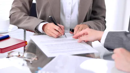 Contract de întreţinere pentru a rămâne cu o casă sau apartament. De ce să păstrezi toate bonurile şi chitanţele