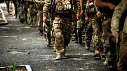 Ce salariu are un soldat la început de carieră la final de 2025: din ce în ce mai mulţi români se îndreaptă spre Armată