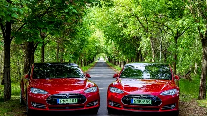 Tesla: de ce nu mai funcționează corect Autopilotul după un update și cum recalibrezi camerele