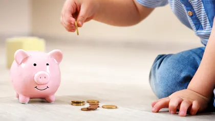 Alocațiile pentru copii ar putea fi majorate din 2026. Ce spune Ministrul Muncii despre bani