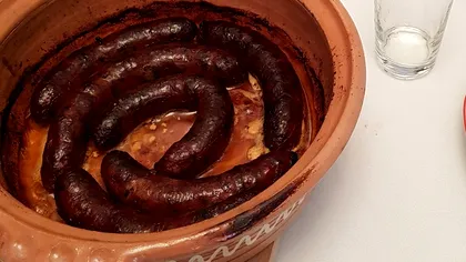 Cum se fac cârnații de casă. Carnea care se foloseşte, amestecul perfect