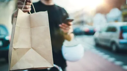 Micii nu mai sunt mâncarea preferată a românilor. Produsul alimentar care a ajuns pe locul I la livrări