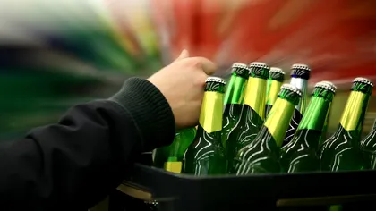 România, pe primul loc în UE la consumul de alcool: 12,3 litri pe cap de locuitor: „Mă relaxez un pic”