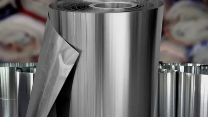 Trucul simplu cu folie de aluminiu care îți arată de unde vine umezeala din casă. Arhitecții îl folosesc mereu